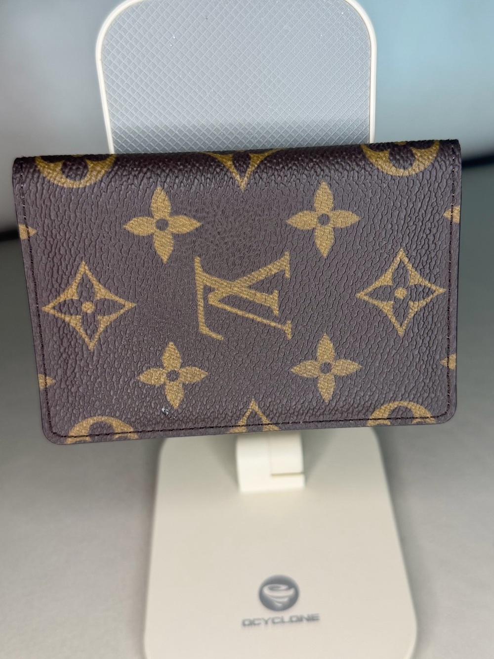 Louis Vuitton Pocket Organizer